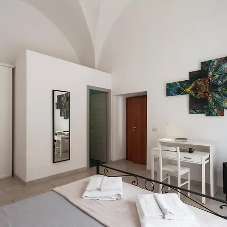La Casa Nel Vico Apartment *